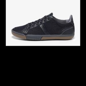 Size 40.5 Plae shoes Brand New never worn